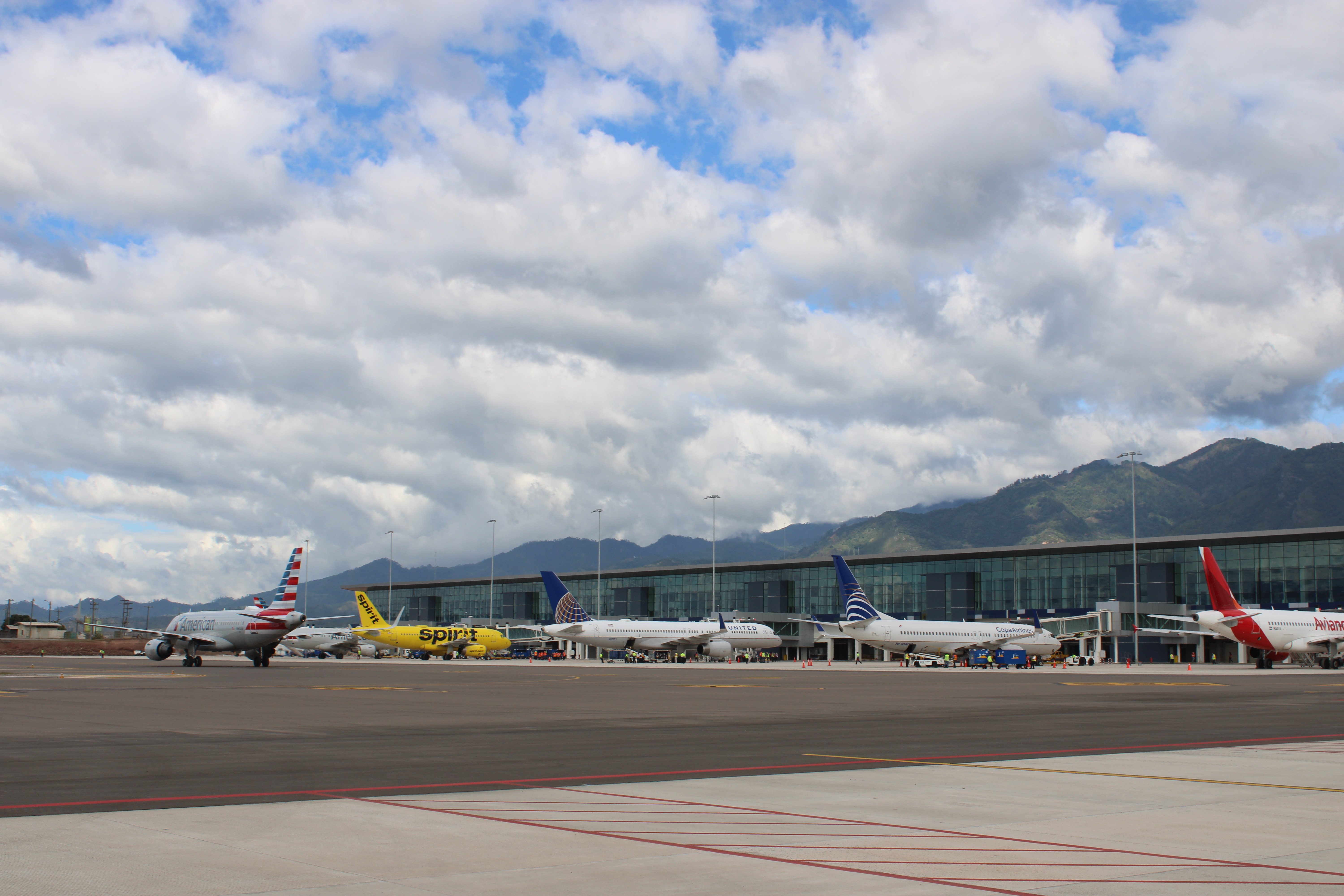 Noticias-Aeropuerto-Tegucigalpa-Honduras-Toncontín-Palmerola triplica la cifra de viajeros en la zona central de Honduras