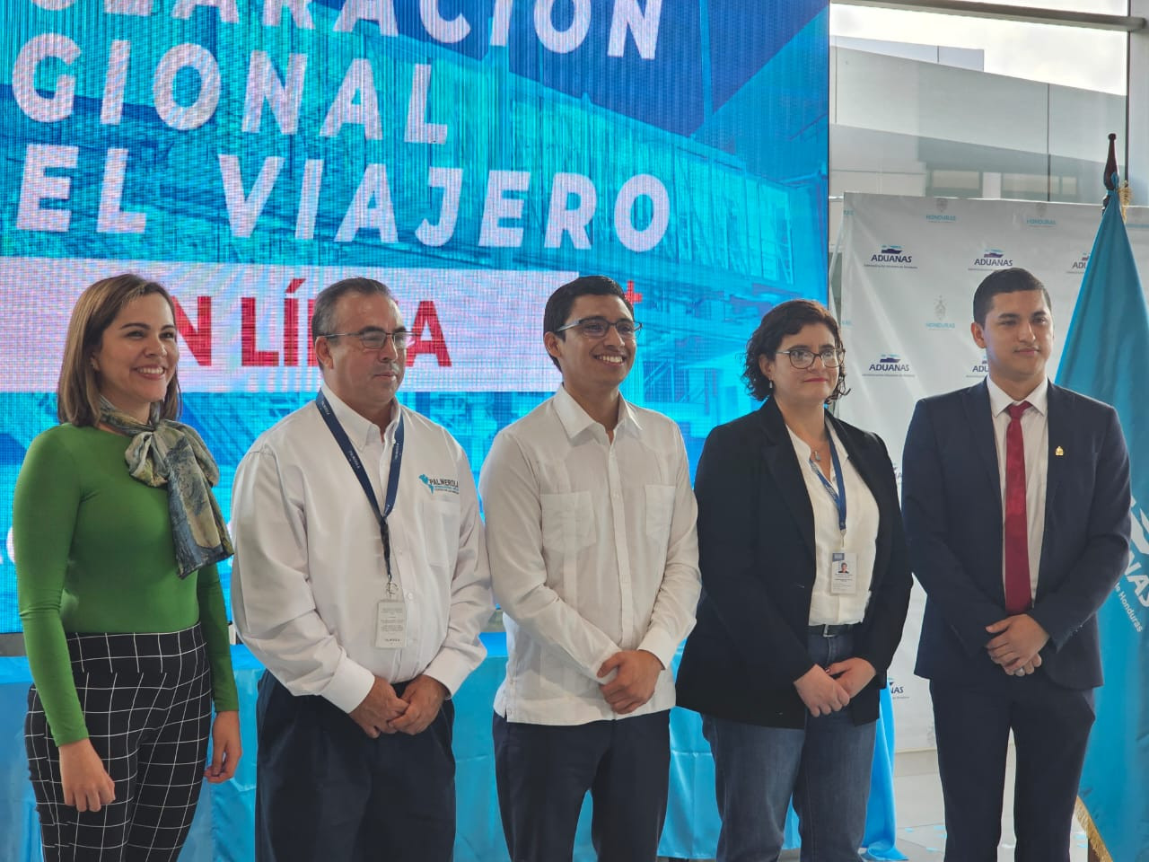 Aduanas lanza desde aeropuerto Palmerola la Declaración Regional del Viajero en Línea