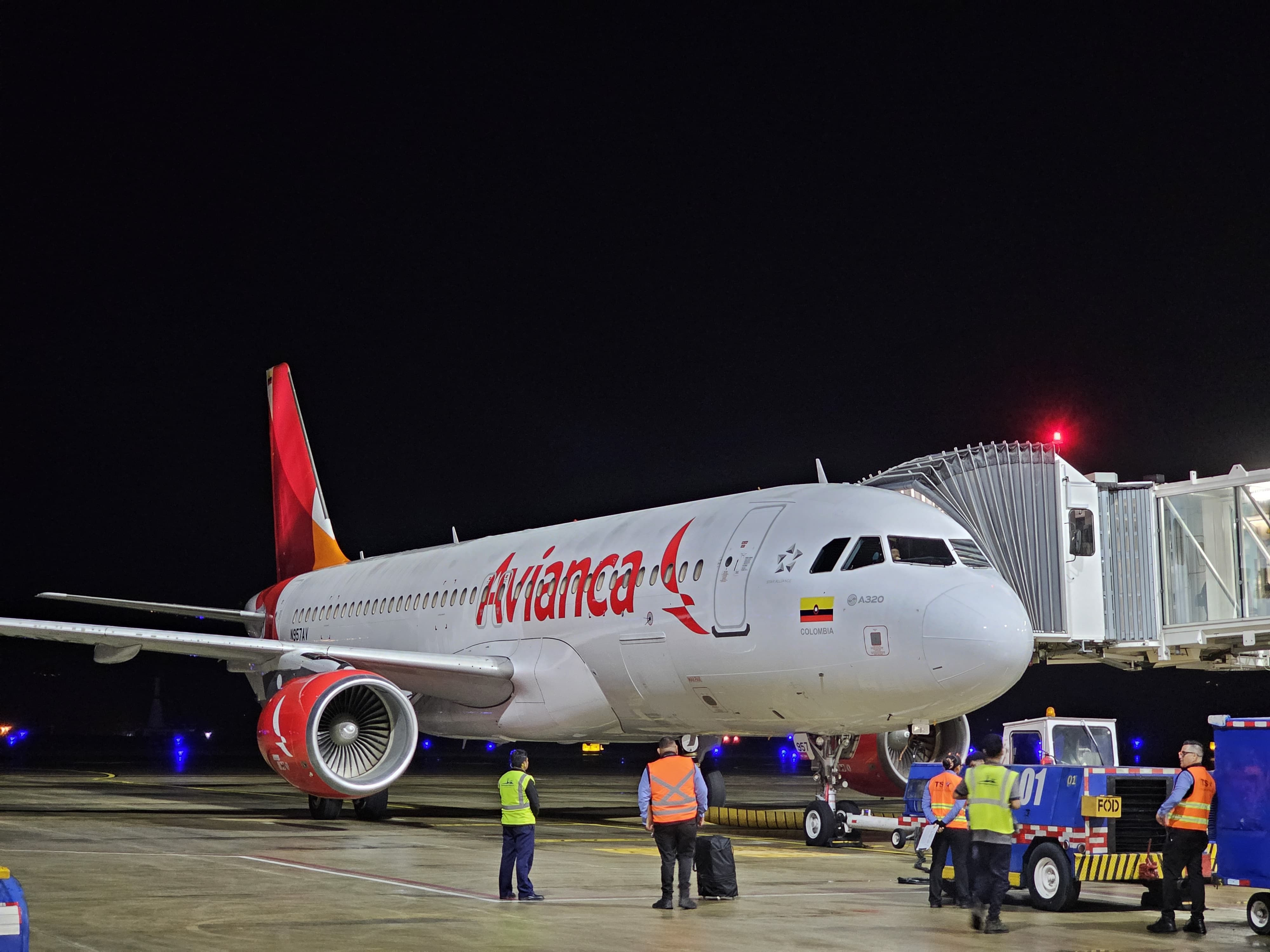 Noticias-Aeropuerto-Tegucigalpa-Honduras-Toncontín-Alta ocupación de pasajeros registran primeros vuelos Palmerola – Bogotá de Avianca