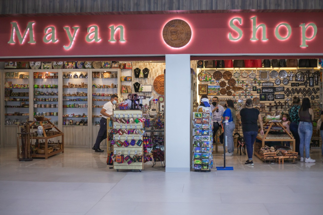 Servicios-Aeropuerto-Comayagua-Honduras-Palmerola-Encuentra el regalo perfecto en Mayan Shop Souvenirs, el rincón de la artesanía hondureña