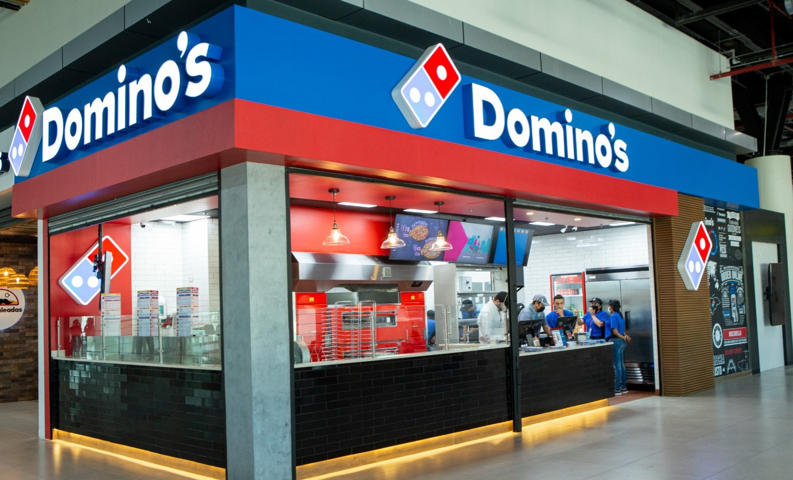 Servicios-Aeropuerto-Comayagua-Honduras-Palmerola-Domino's Pizza, los especialistas de la pizza recién hecha